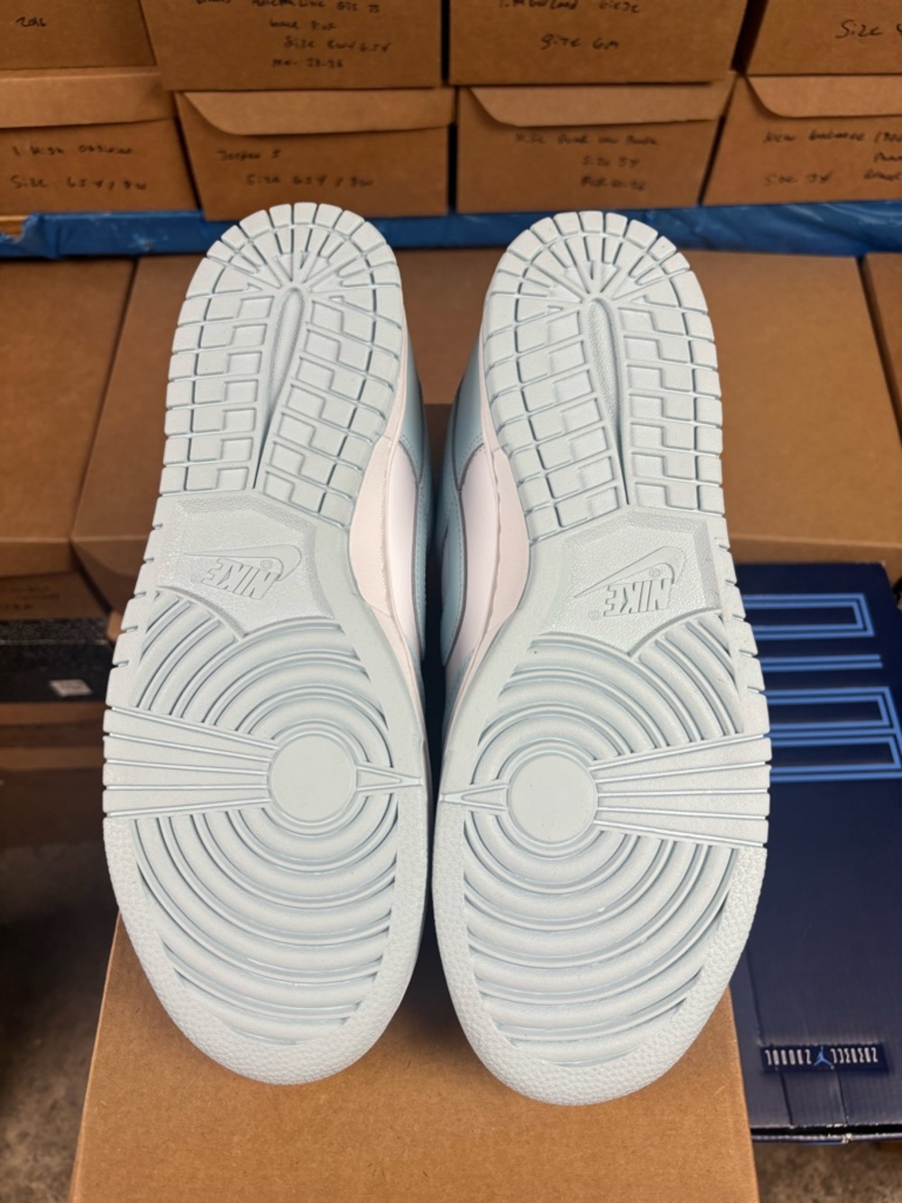 Nike dunk low glacier blue - Picture 3 of 6